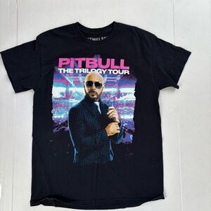 Pitbull The Trilogy Tour unisex sz med T-Shirt short sleeve timeless‎ Miami